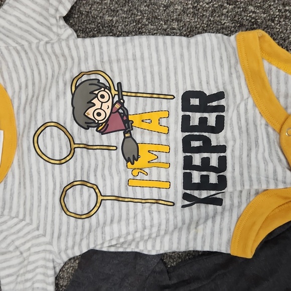 NWOT Harry Potter Bundle 12 months - Picture 4 of 4